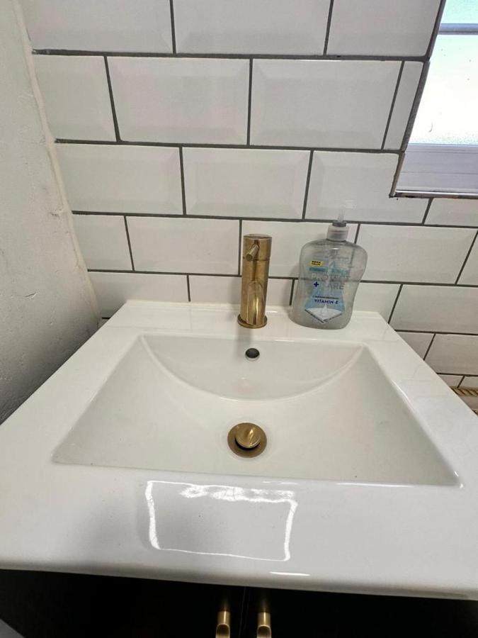 Luxury In Prime Location Apartment