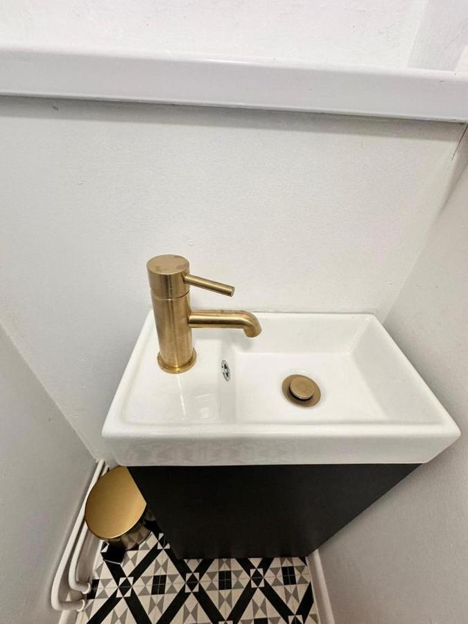 Apartment Luxury In Prime Location *