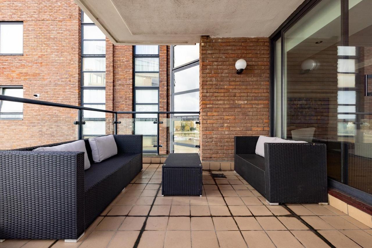 The River Thames View - Stunning 2bdr Flat With Study + Balcony * Londres