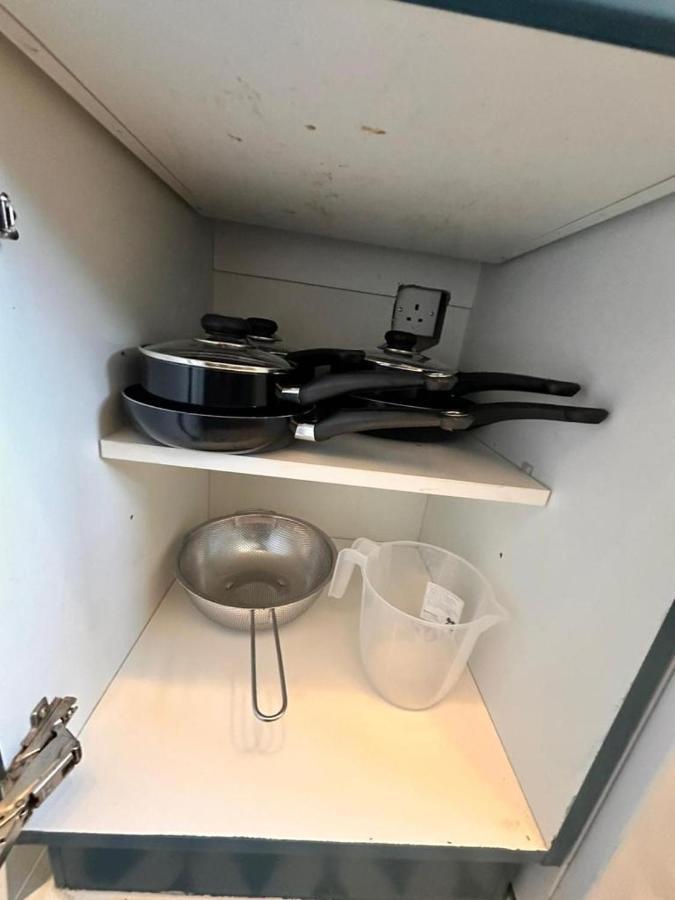 Luxury In Prime Location Apartment *