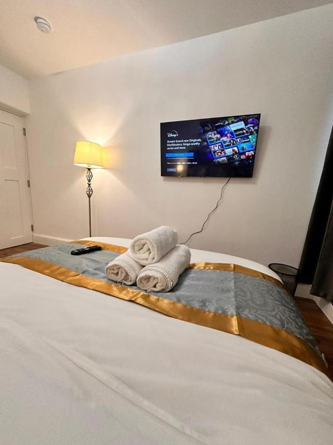 Luxury In Prime Location * London