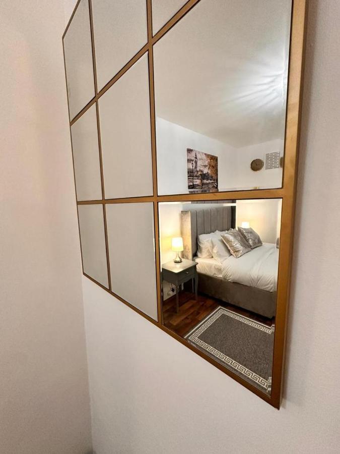 Luxury In Prime Location *
