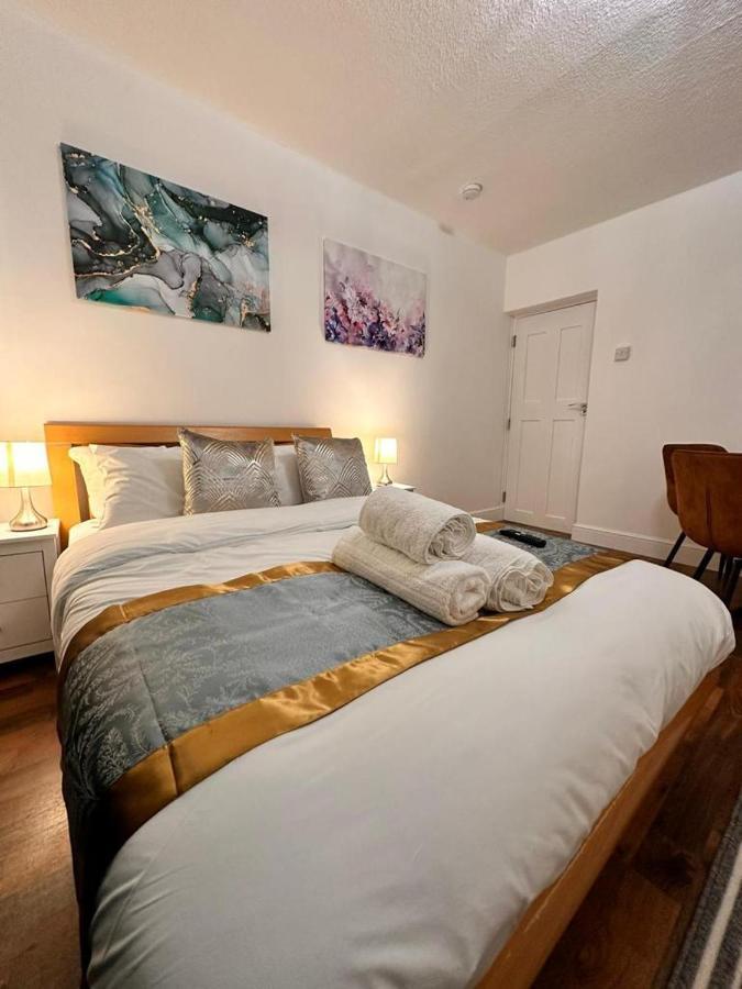 Luxury In Prime Location * London
