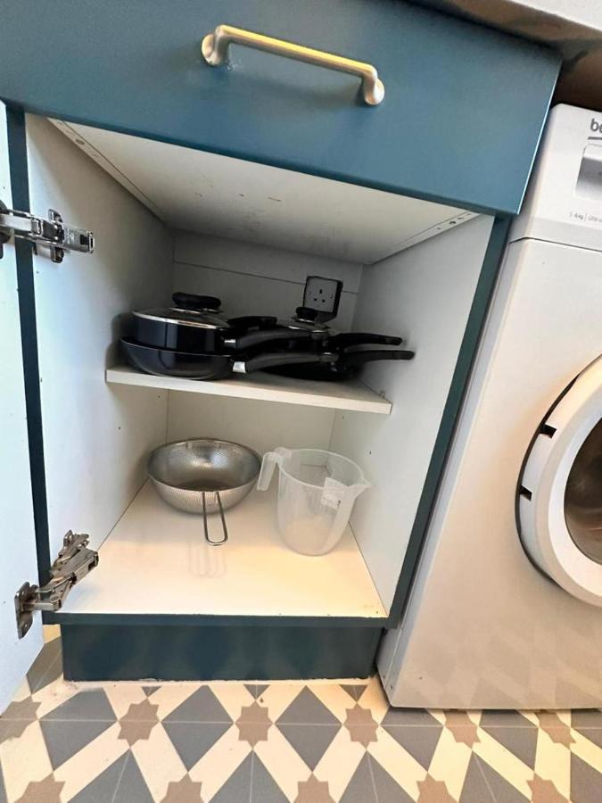 Luxury In Prime Location Apartment London