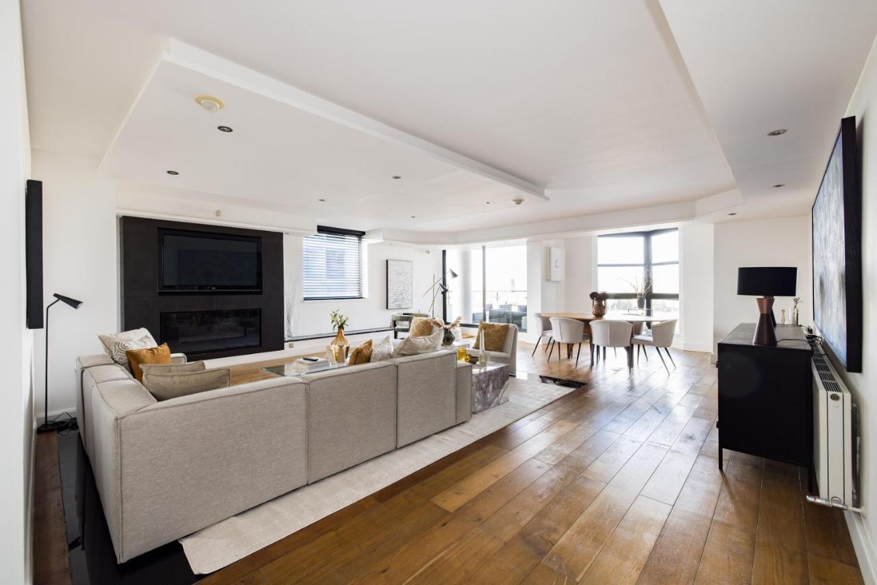 The River Thames View - Stunning 2bdr Flat With Study + Balcony Appartement