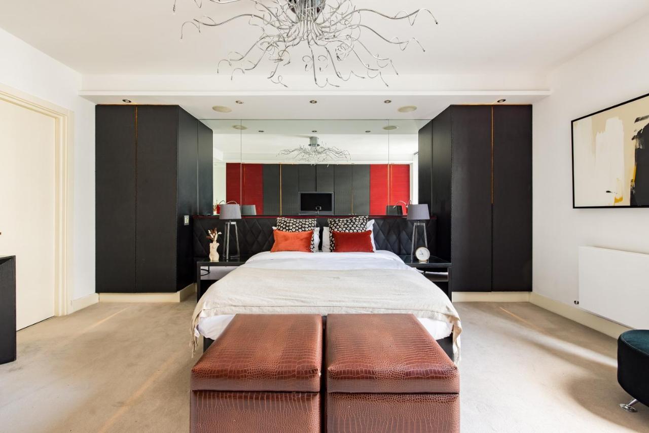 The River Thames View - Stunning 2bdr Flat With Study + Balcony *