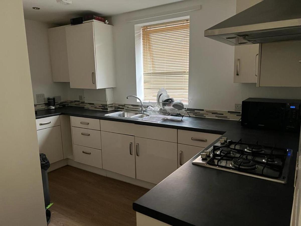 Immaculate 1-bed In East Appartement *