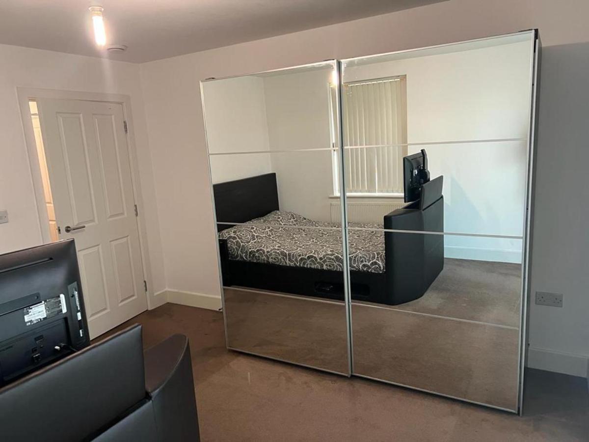 Immaculate 1-bed In East Appartement