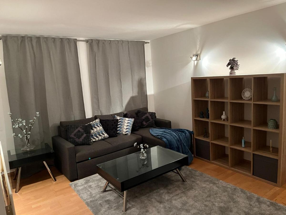 Apartment 2 Bedroom Flat In Leicester Square