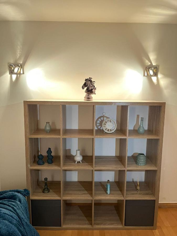 2 Bedroom Flat In Leicester Square Apartment *