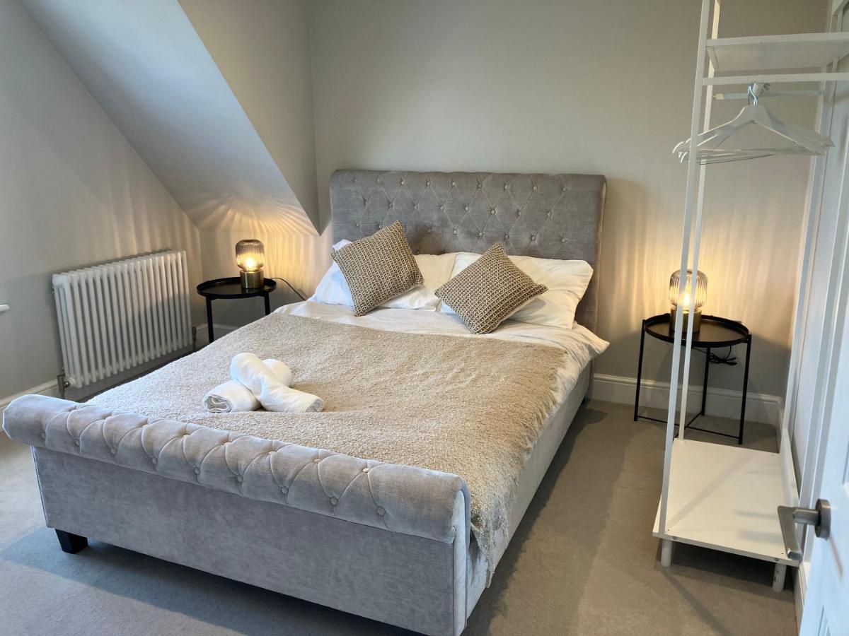 Stylish 1 Bed Flat With Private Terrace In Wimbledon - 3 The Queens Apartamento *