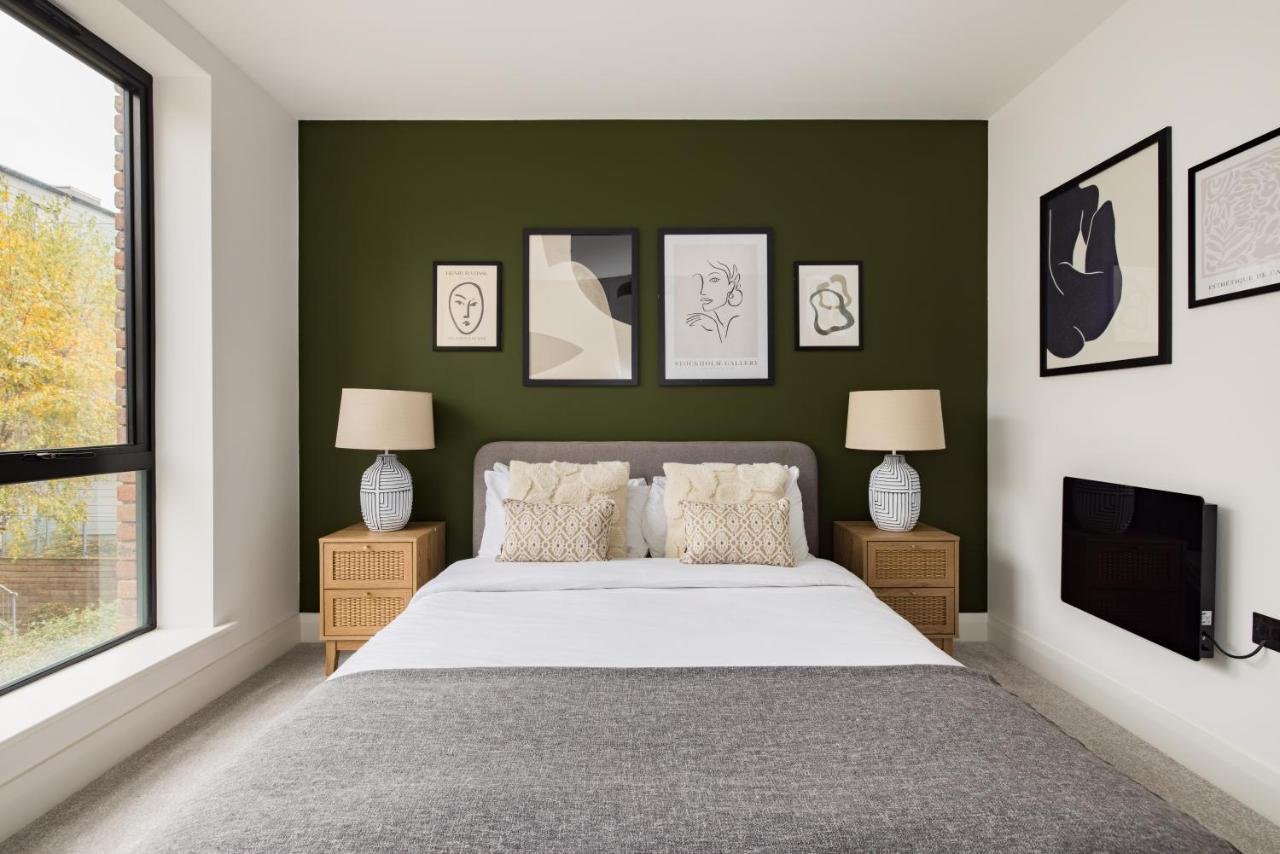 The Wembley Hideout - Stylish 2bdr Flat With Balcony Apartamento Londres