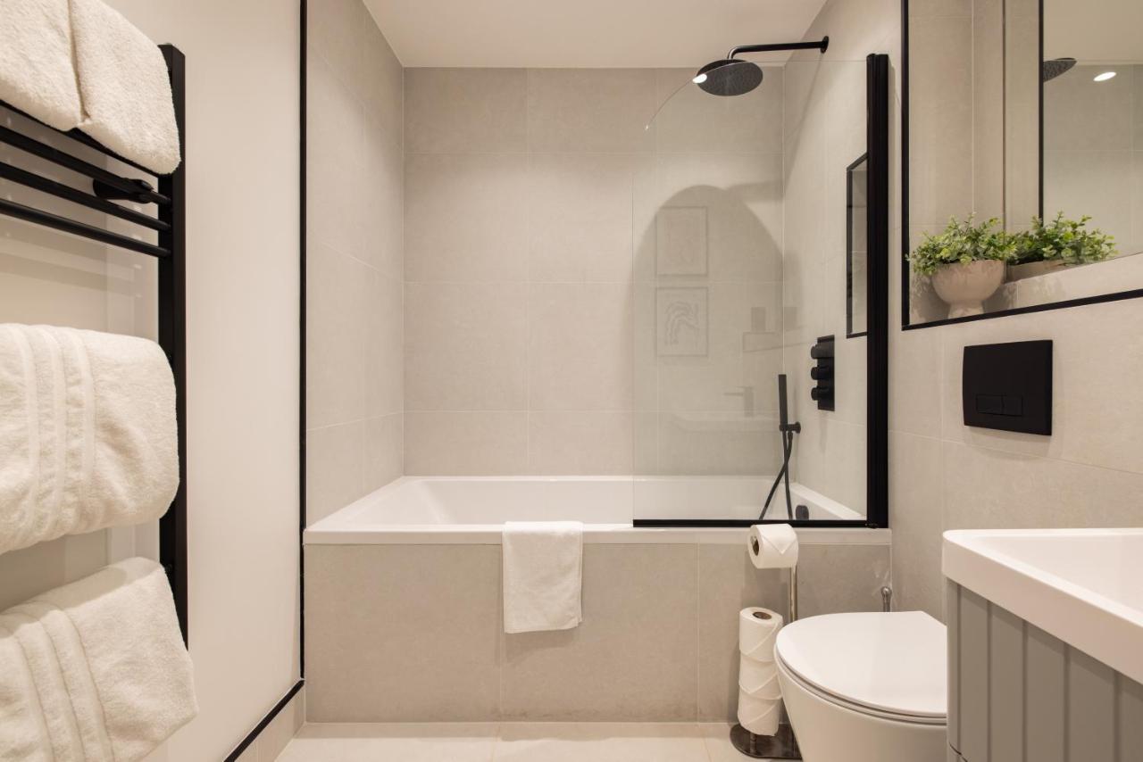 The Wembley Hideout - Stylish 2bdr Flat With Balcony Apartamento Londres