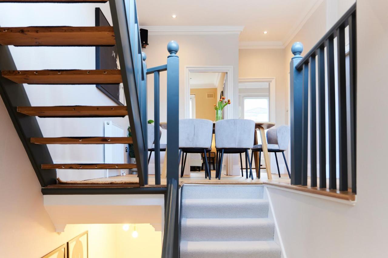 Apartamento The Earl's Court Space - Modern 2bdr Flat With Terrace + Parking Londres