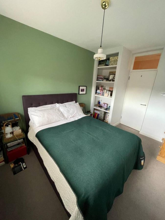 Apartamento Contemporary 1bd Flat Wbalcony - Stoke Newington! Londres