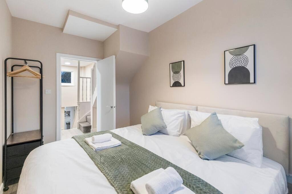 Appartement Convenient Spacious House Next Seven Sisters Station Londres