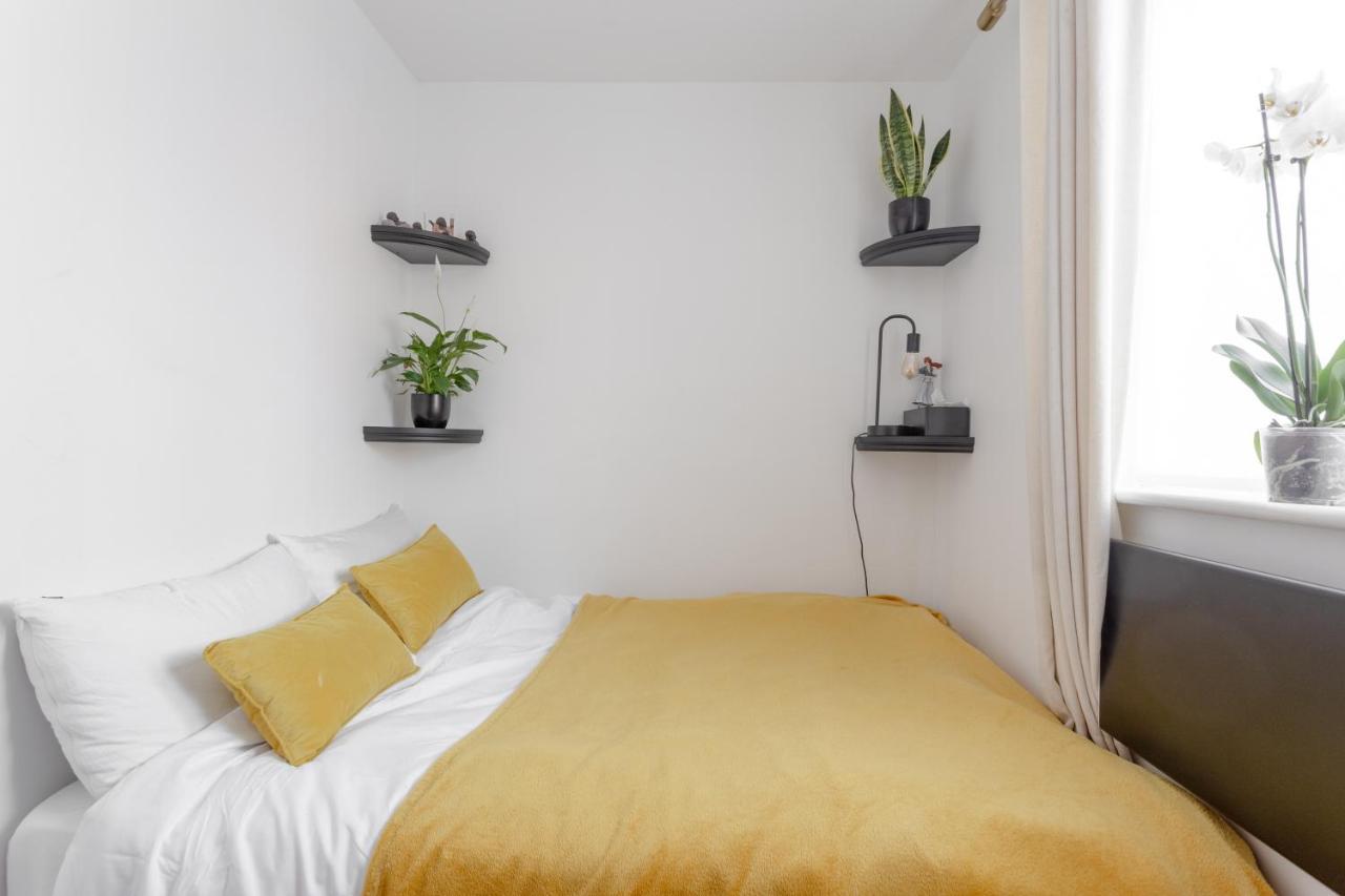 2 King Beds Modern Refurb Flat - 10 Min 2 Bridge - Sleeps 6 Appartement