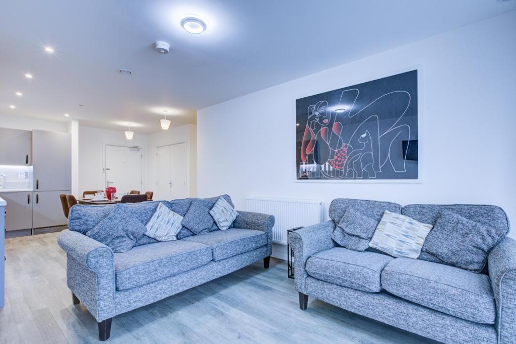 Luxury 2 Bed Flat In A New Block In East Acton Apartment London