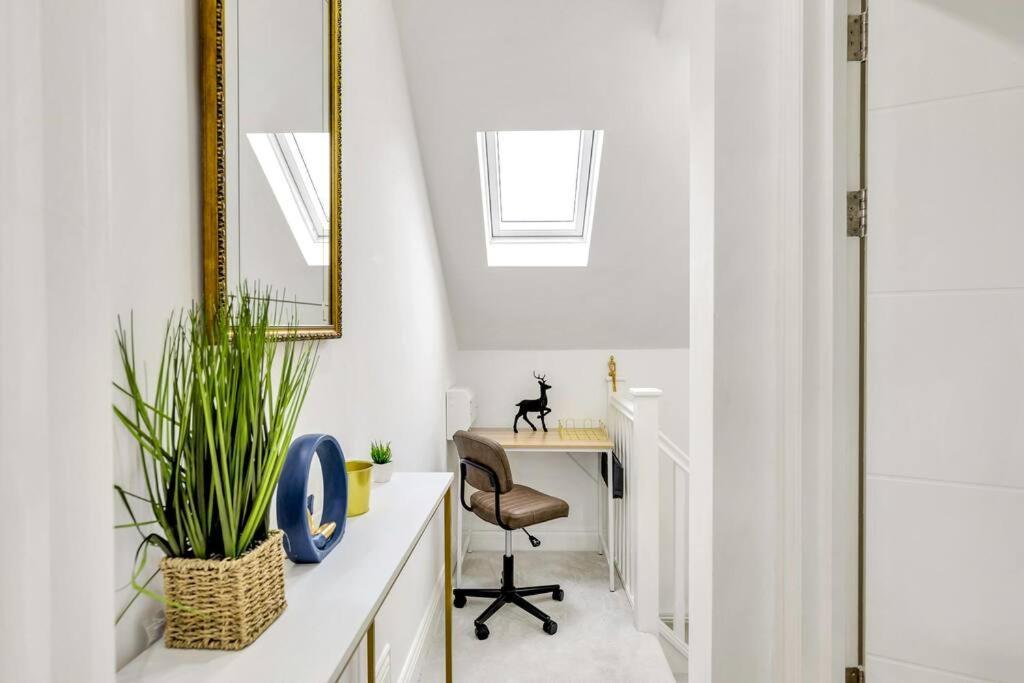 Modern 5 Occupancy Flat Free Parking & Views Appartement *
