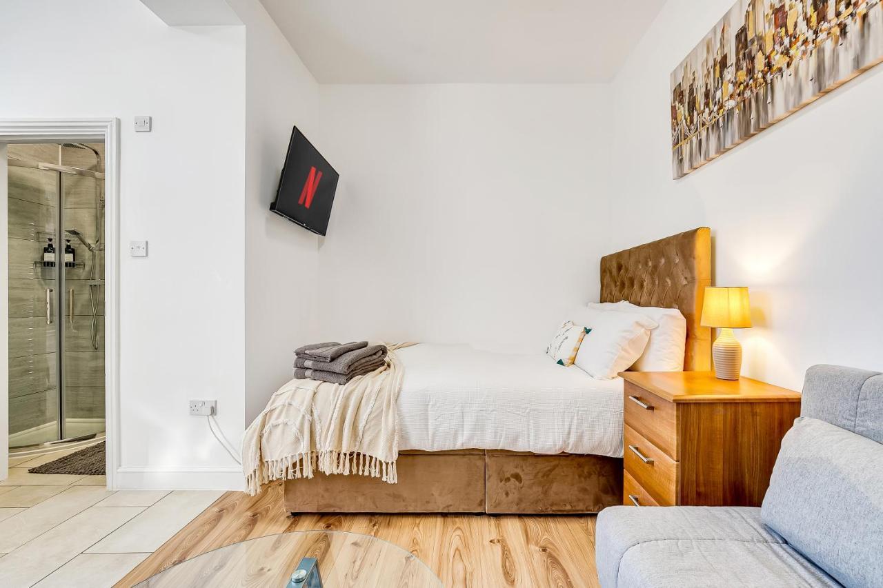 Apartment Stunning In Heart Of Ldn With Garden London