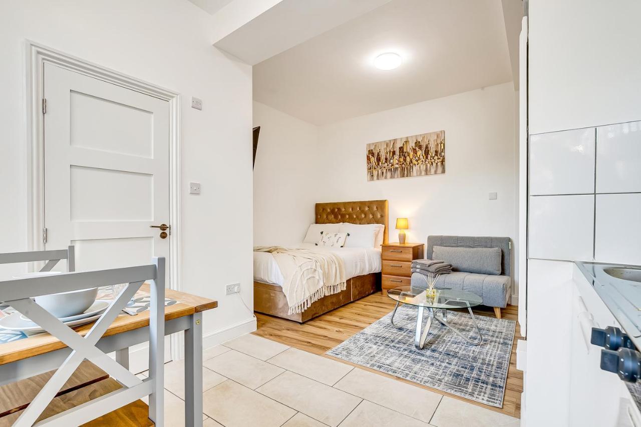 Stunning In Heart Of Ldn With Garden Apartment