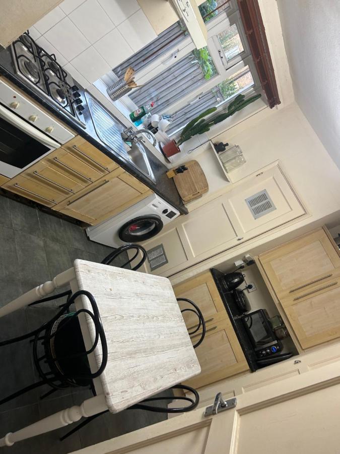 Spacious Bright Double Homestay *