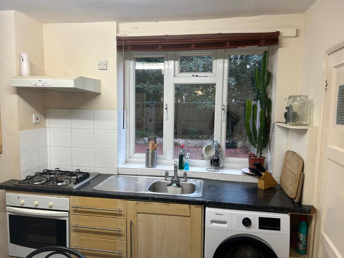 Spacious Bright Double