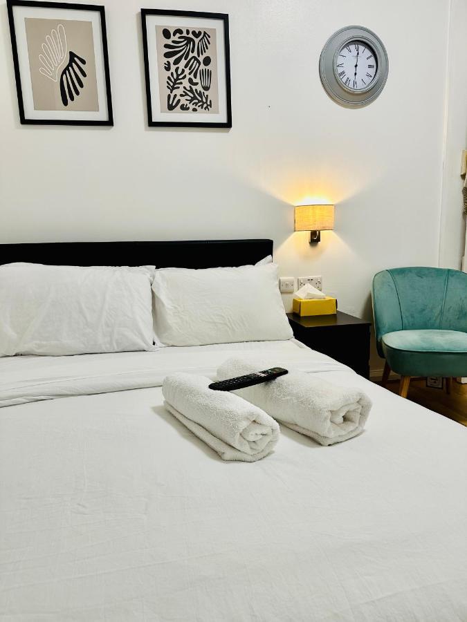 Apartamento Private Studio Flat In *