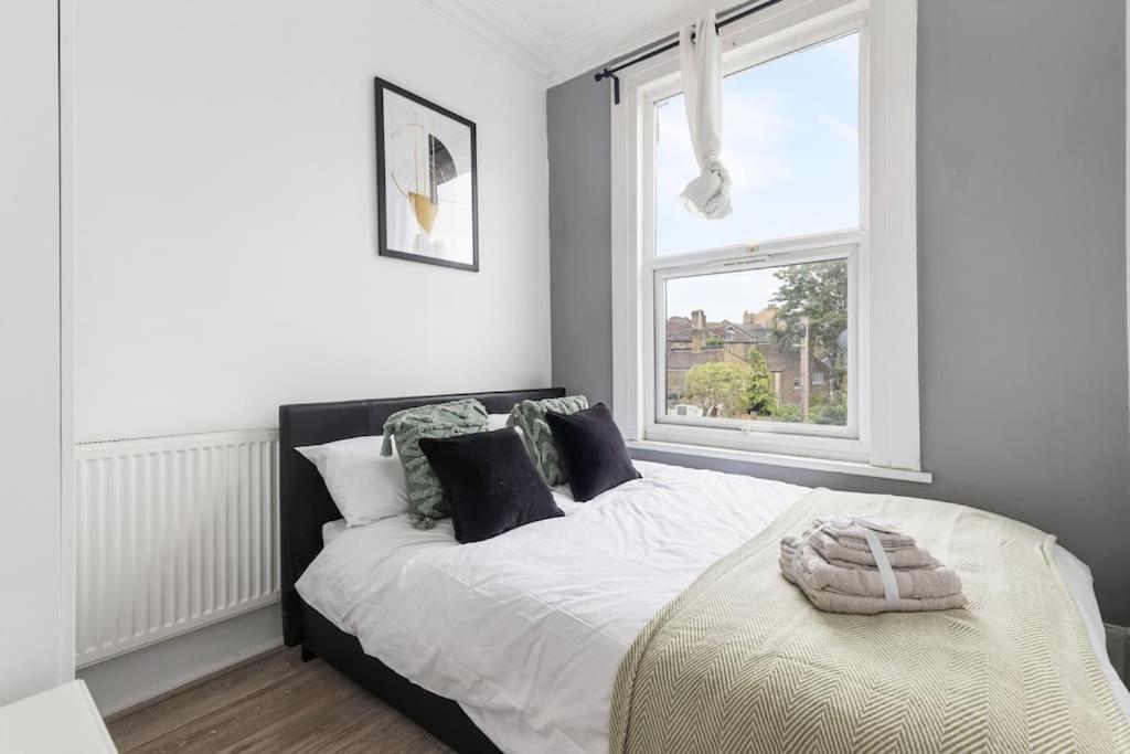 Cosy 3 Bed Flat 15mins To Kings Cross * London