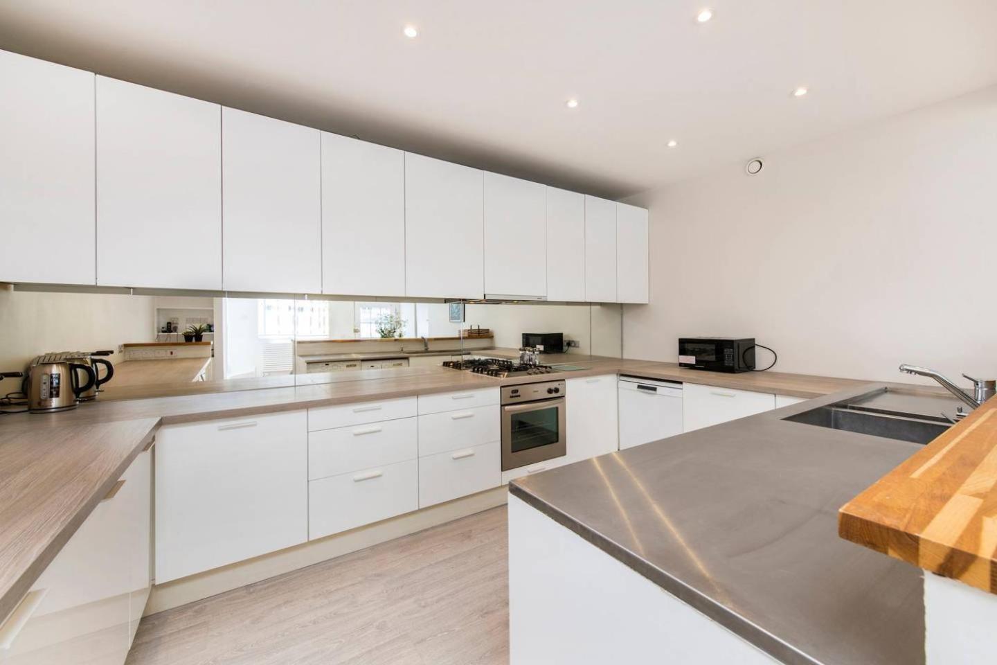 Divine 3 Bed House In Battersea * Londres