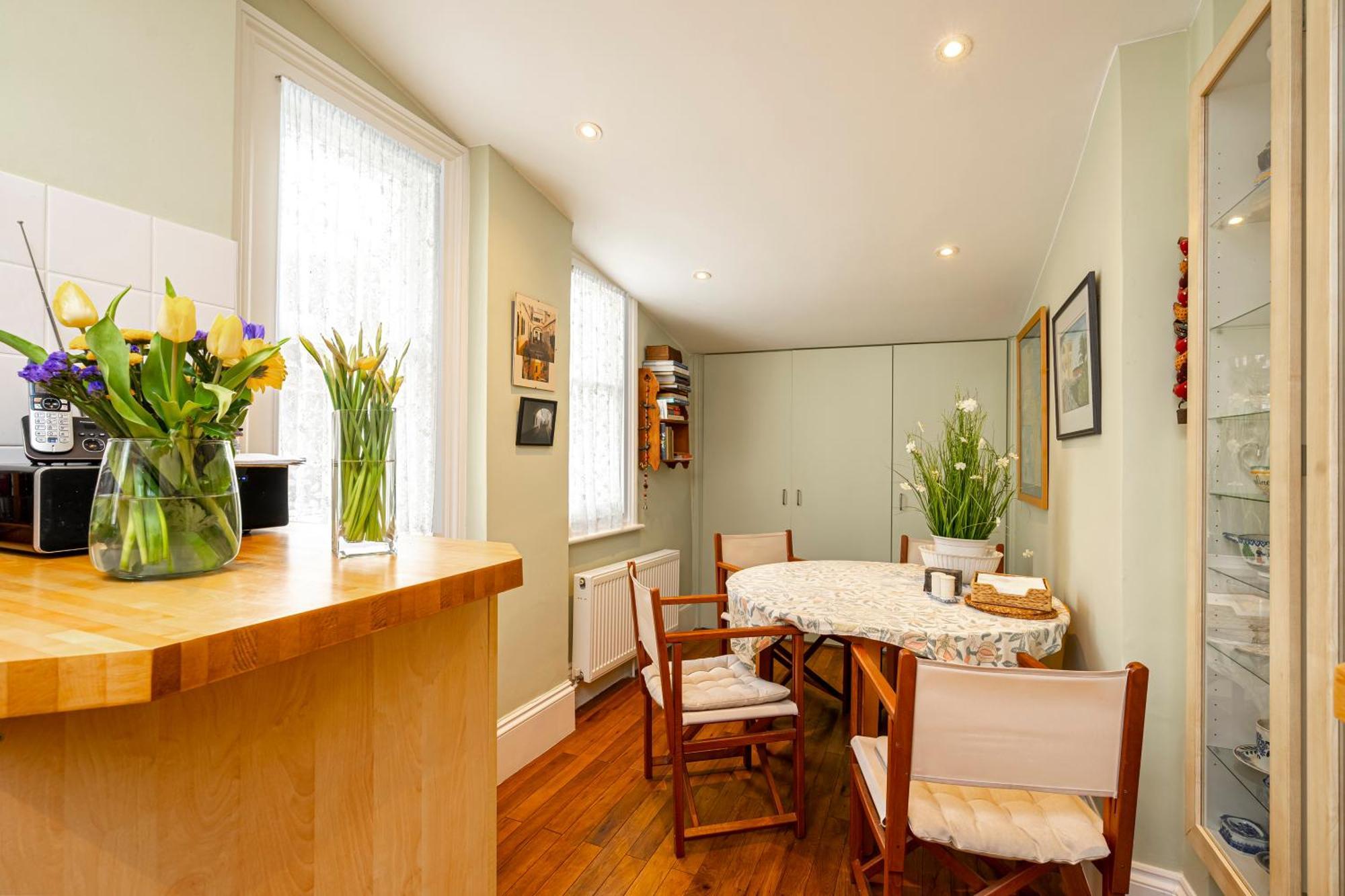 Apartamento Joivy Elegant 2 Bed Near Hampstead And Camden, Sleeps 4 *