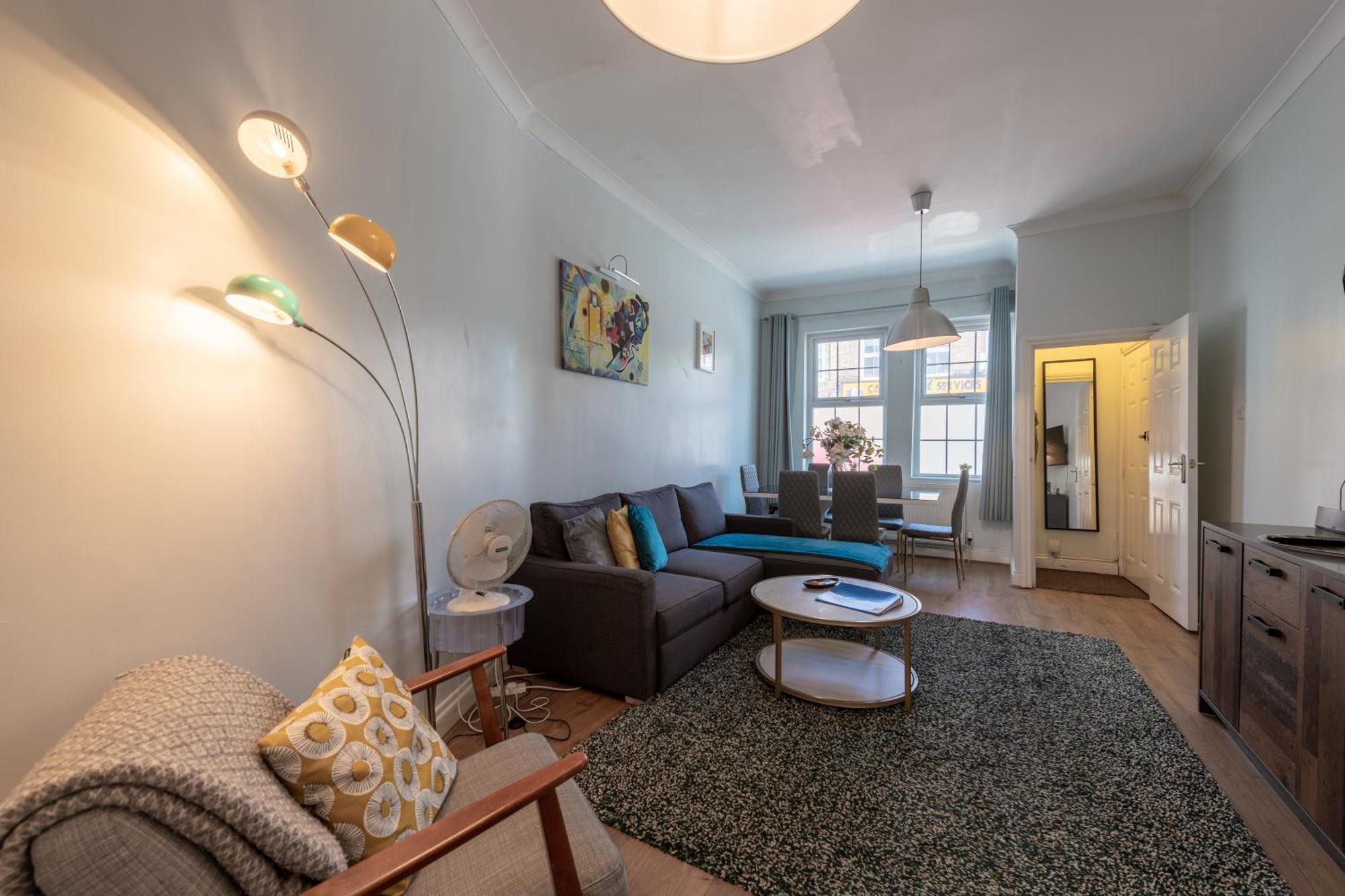 Spacious Comfy 2br Flat Londres