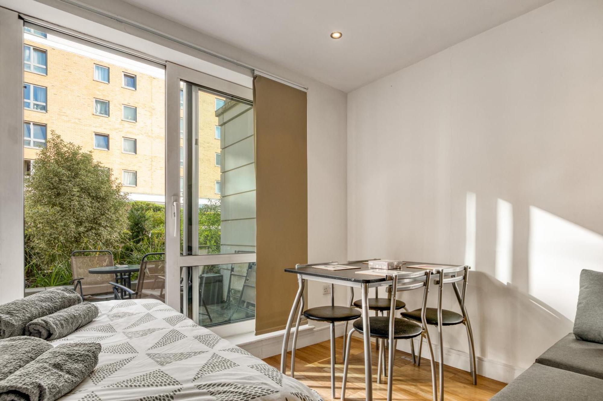 Modern Chic Studio Chelsea Appartement *