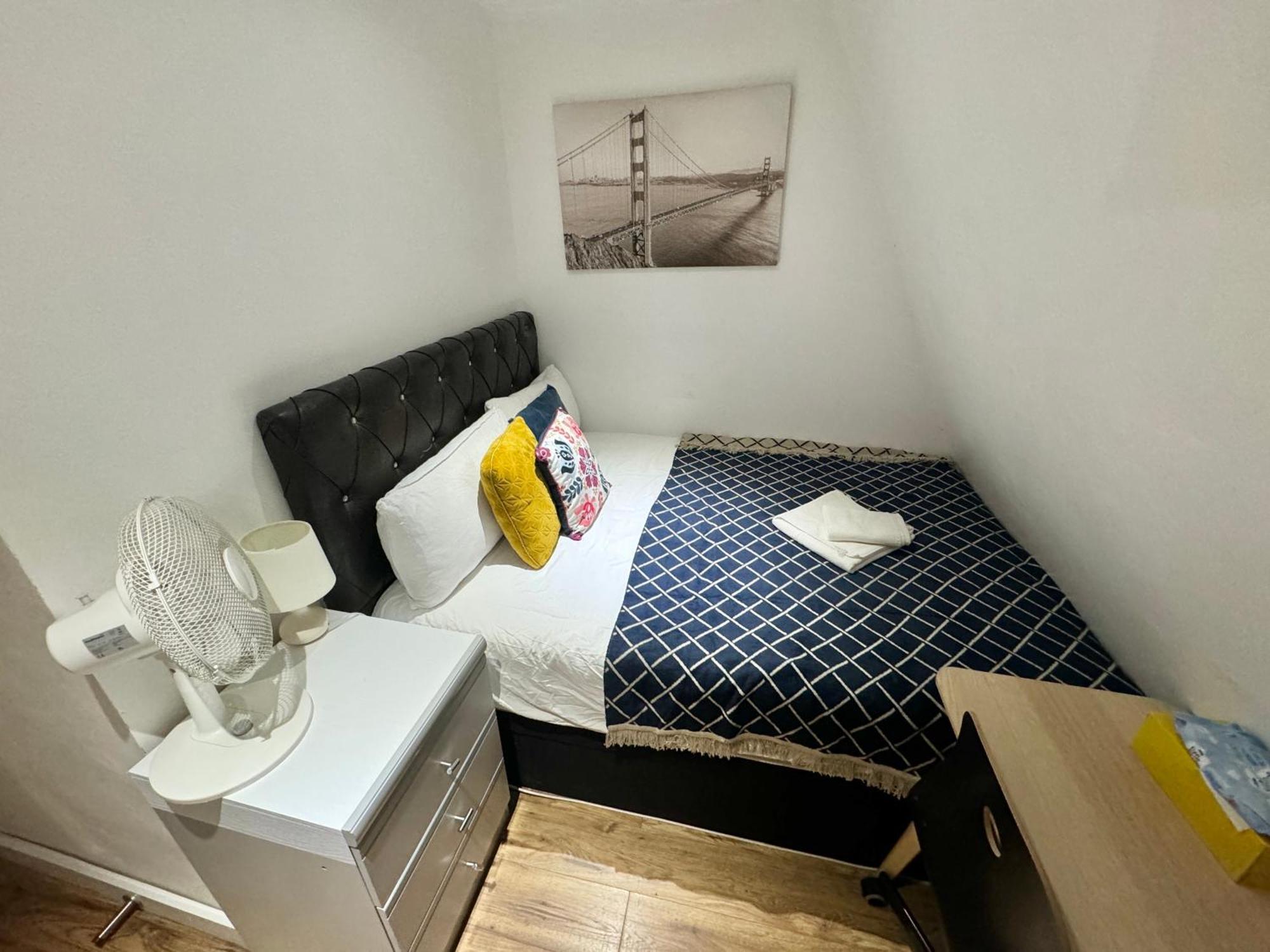 Kamilla's Zone-1 Quarto em Acomodações Particulares