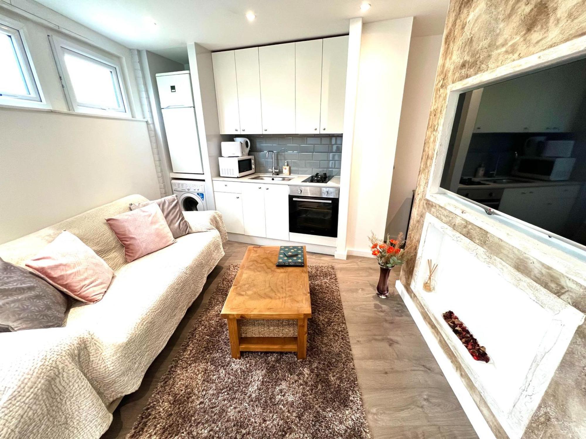 Modern With Free Wifi Apartamento