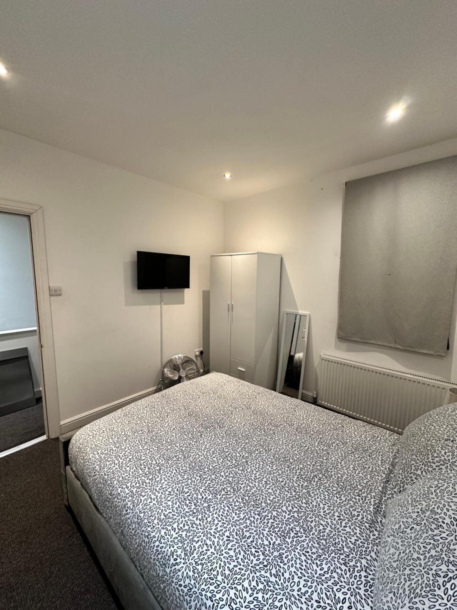 Appartement 2 Bed Away From Tooting Londres