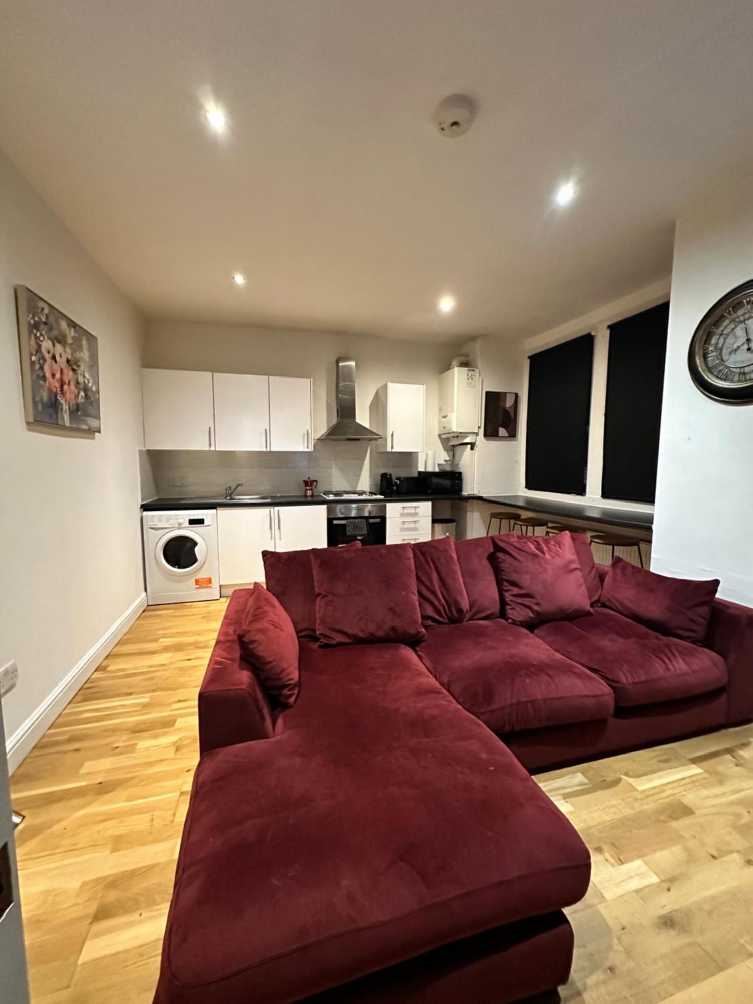 Appartement 2 Bed Away From Tooting *