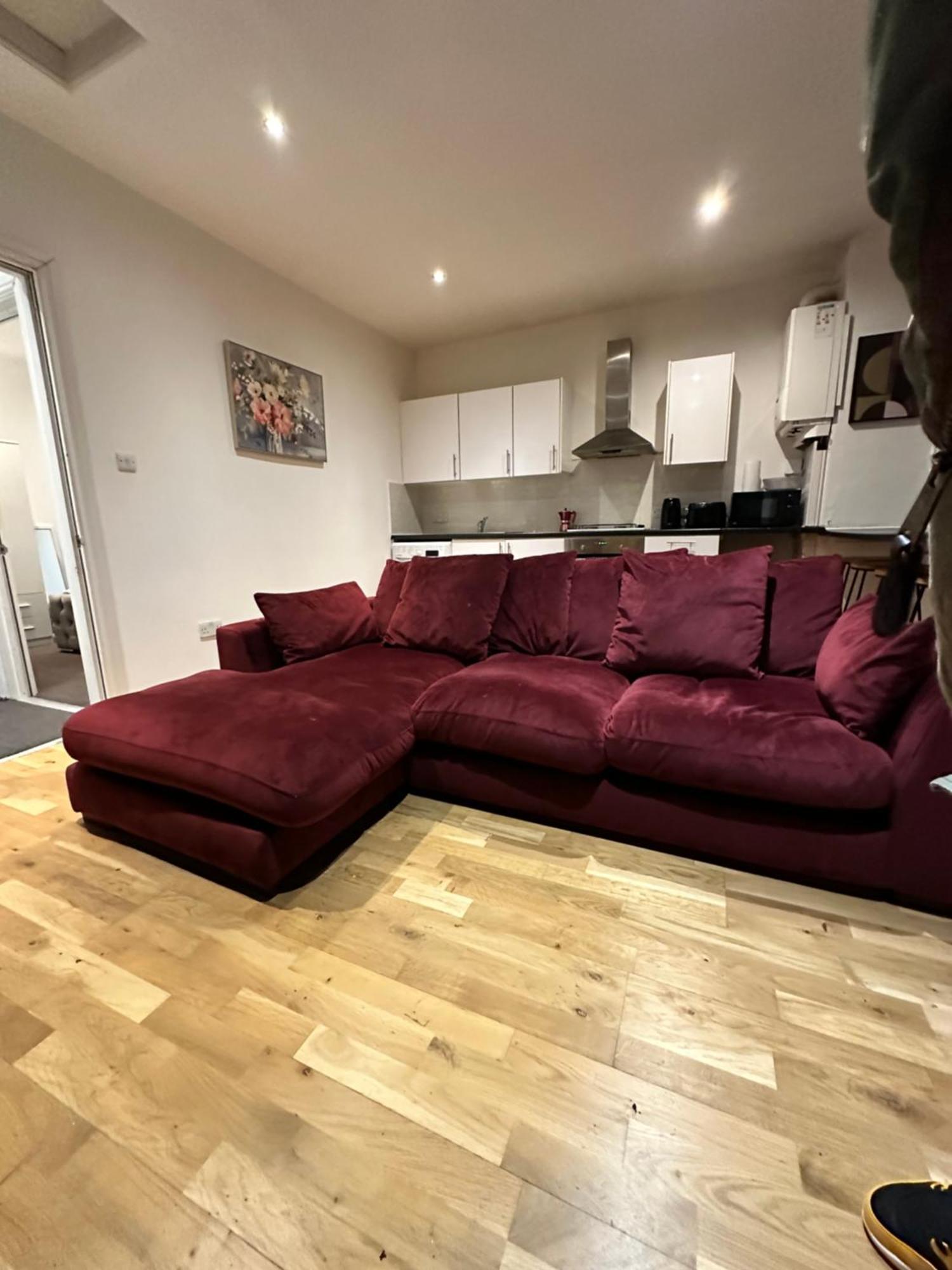 Appartement 2 Bed Away From Tooting *