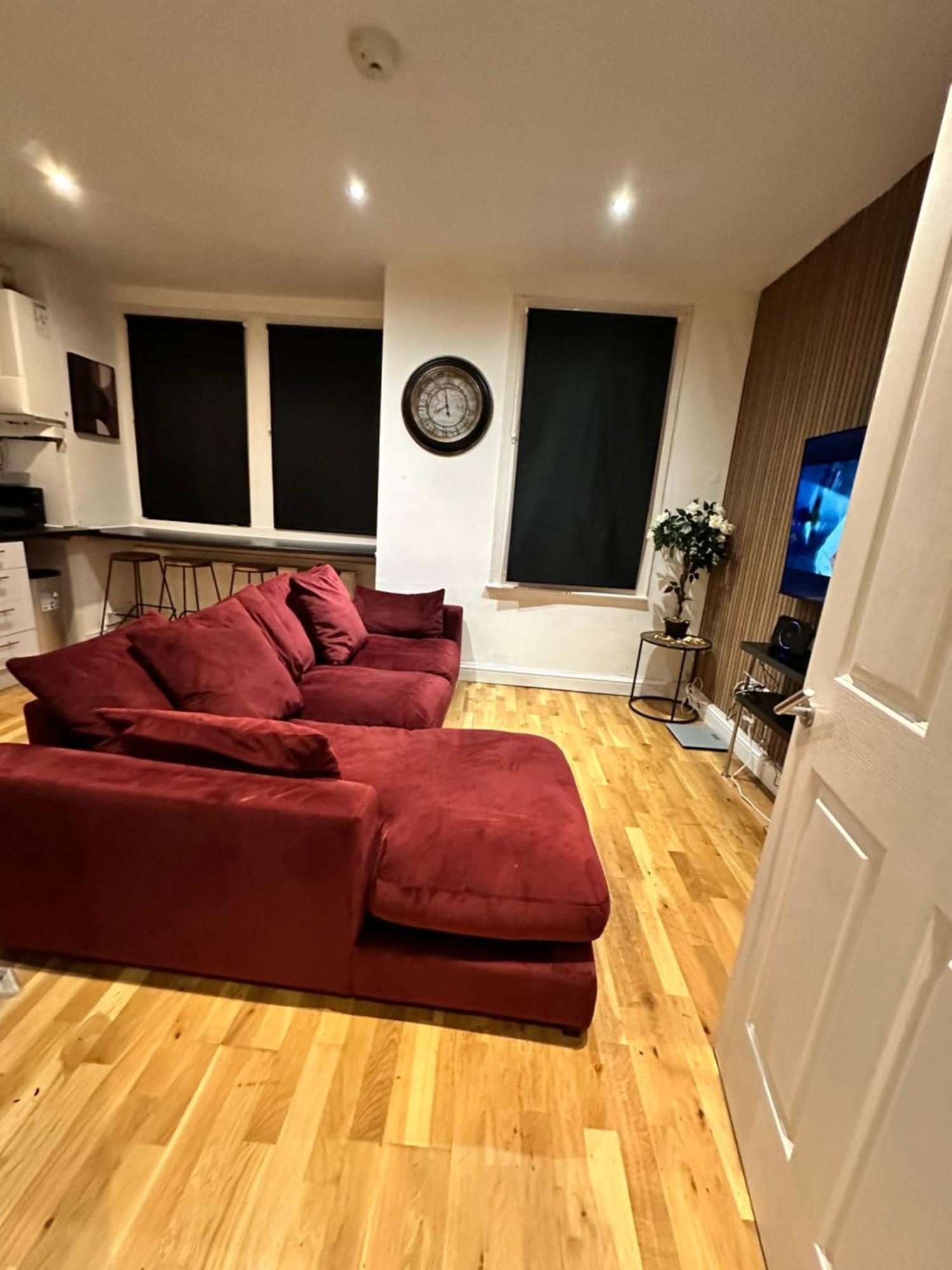 Appartement 2 Bed Away From Tooting *