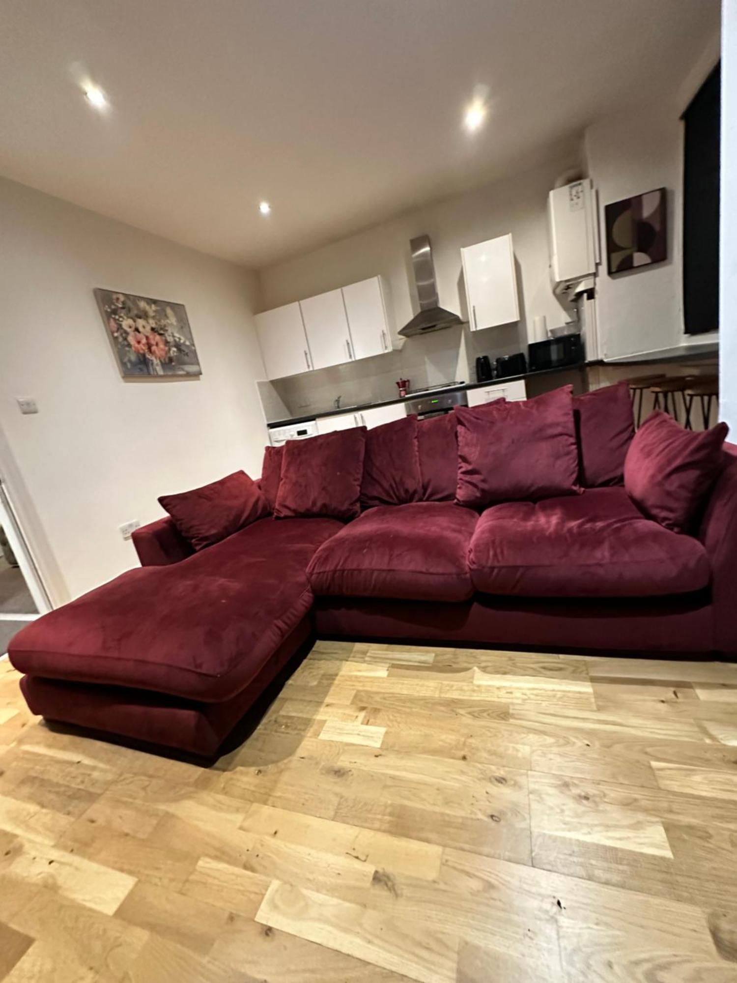 2 Bed Away From Tooting Londres