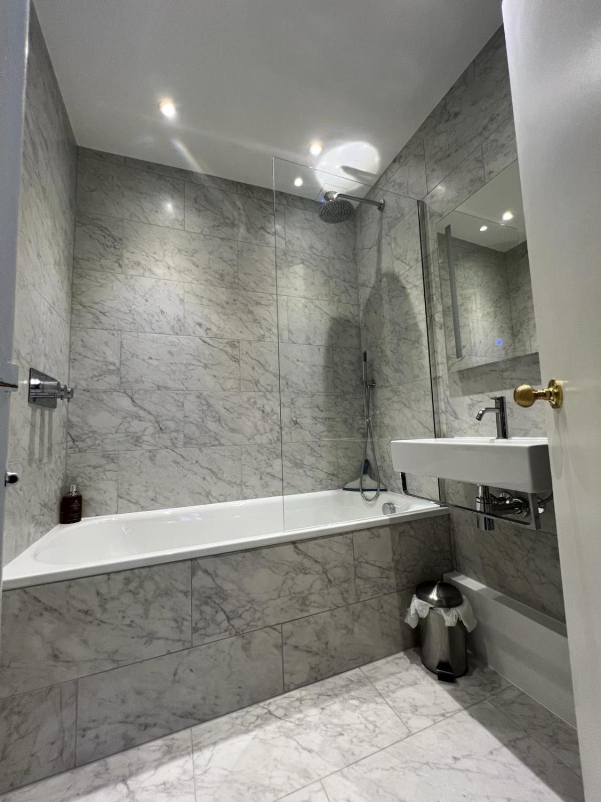 Appartement Olympia W14 Two-bedroom *