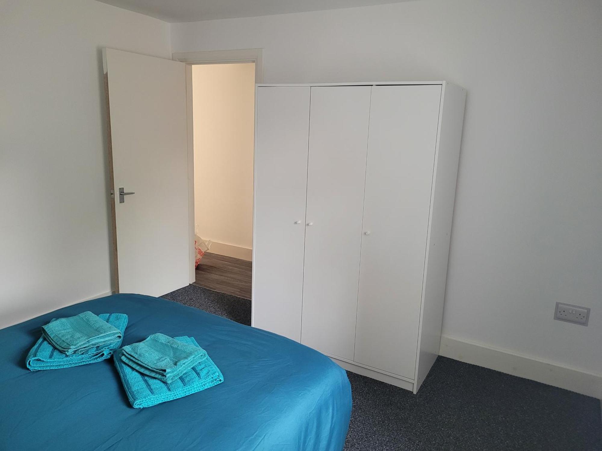 Lovely 2-bed Fully Refurbished House In Londres