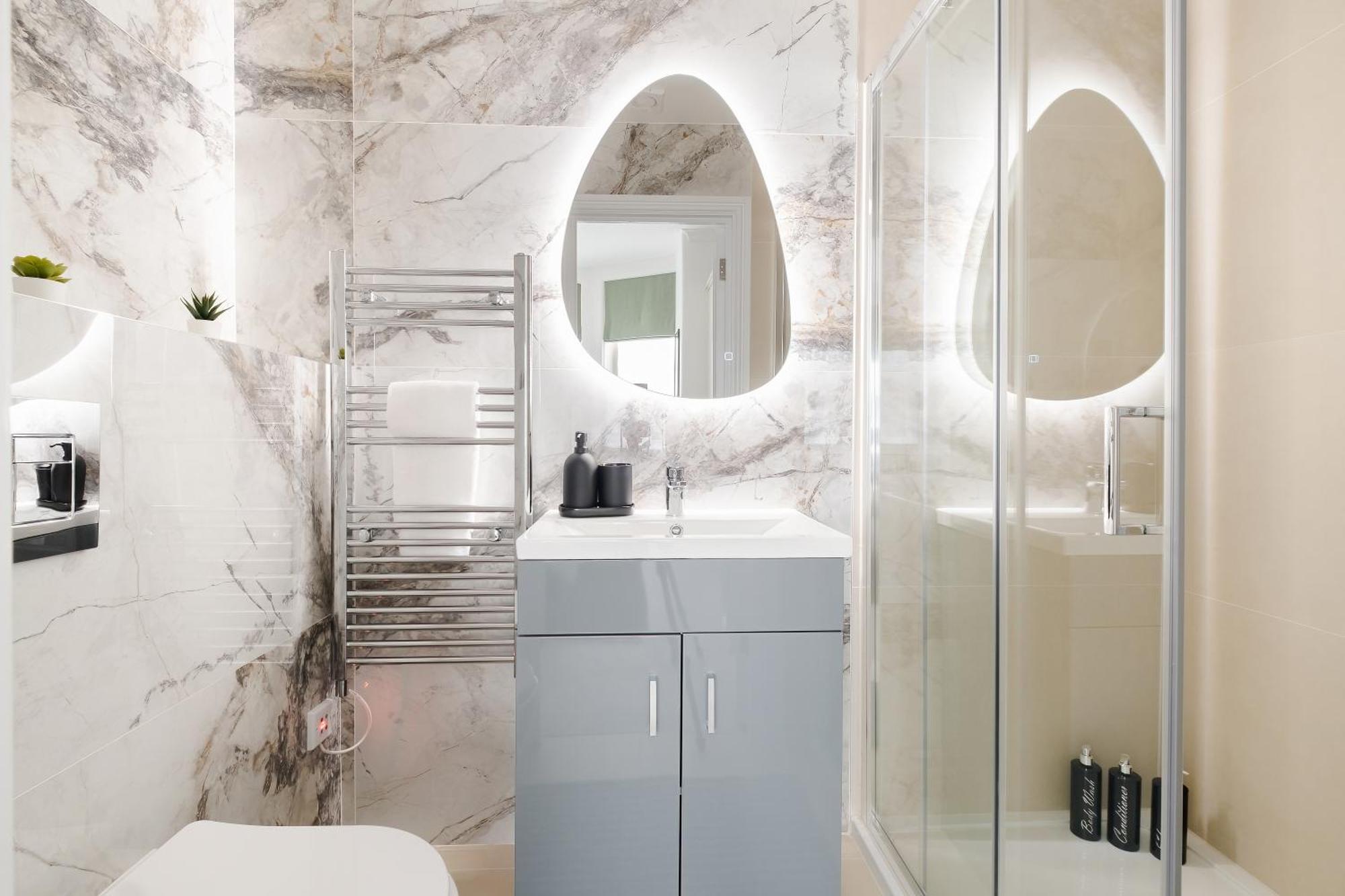 Luxury 2 Bedrooms In South Kensington Сasa de vacaciones *