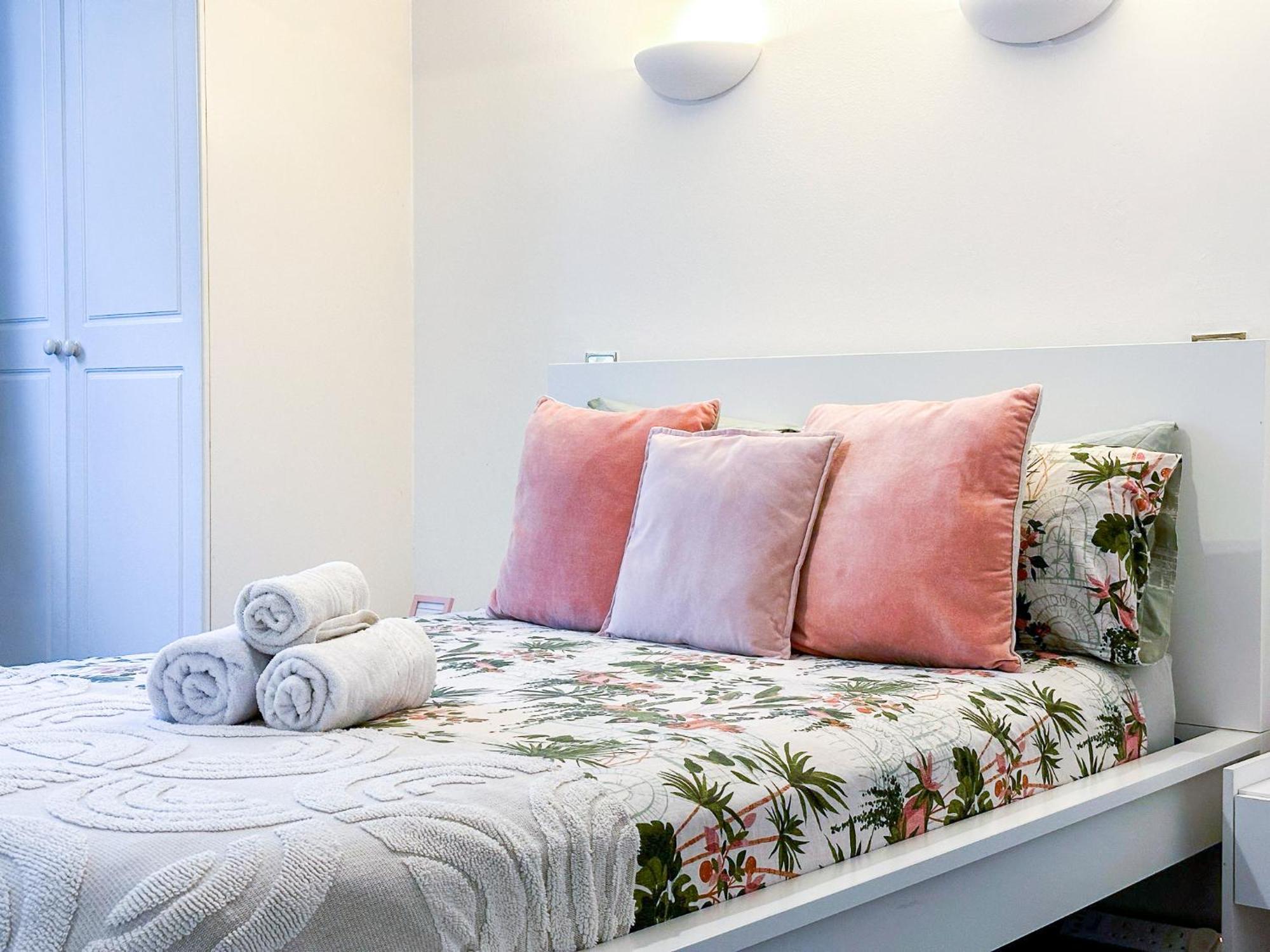 Apartamento Cosy Near Hampstead Heath With Free On-site Parking & Private Gardens, Golders Green *