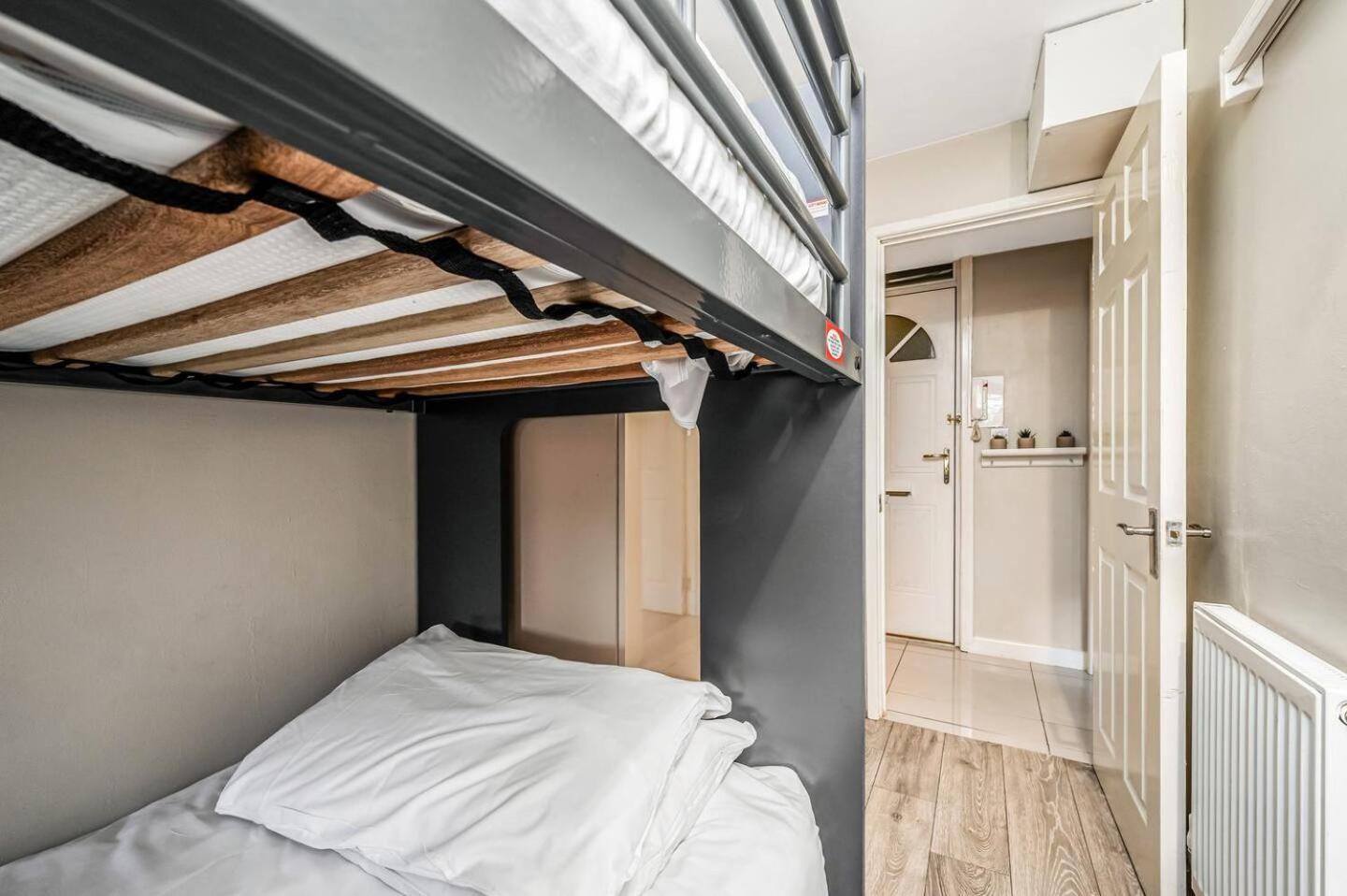 Pass The Keys Modern By Whitechapel Hospital Apartamento Londres
