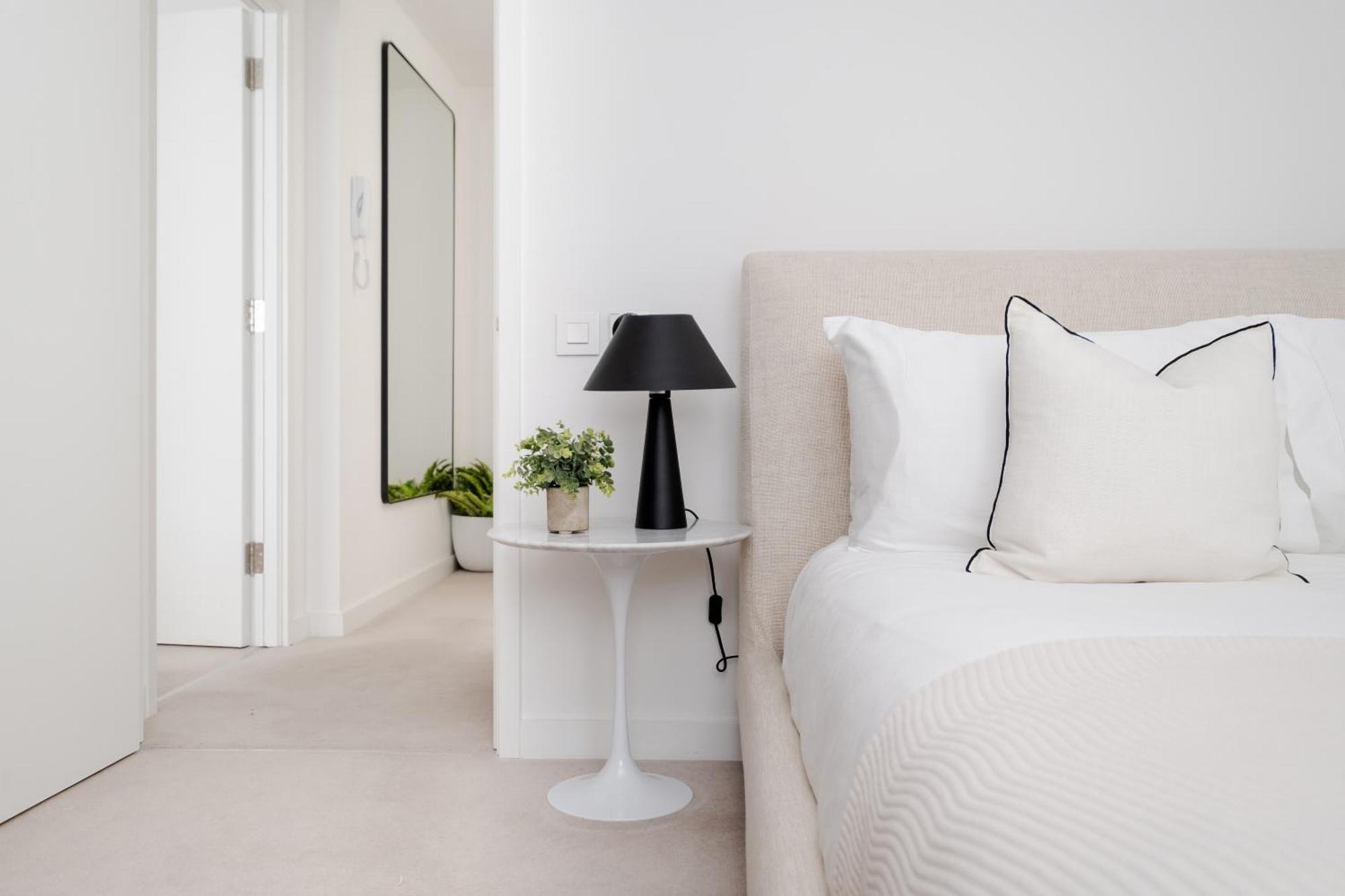 Holiday home Luxury Mayfair Townhouse With A/c 3br 3ba *