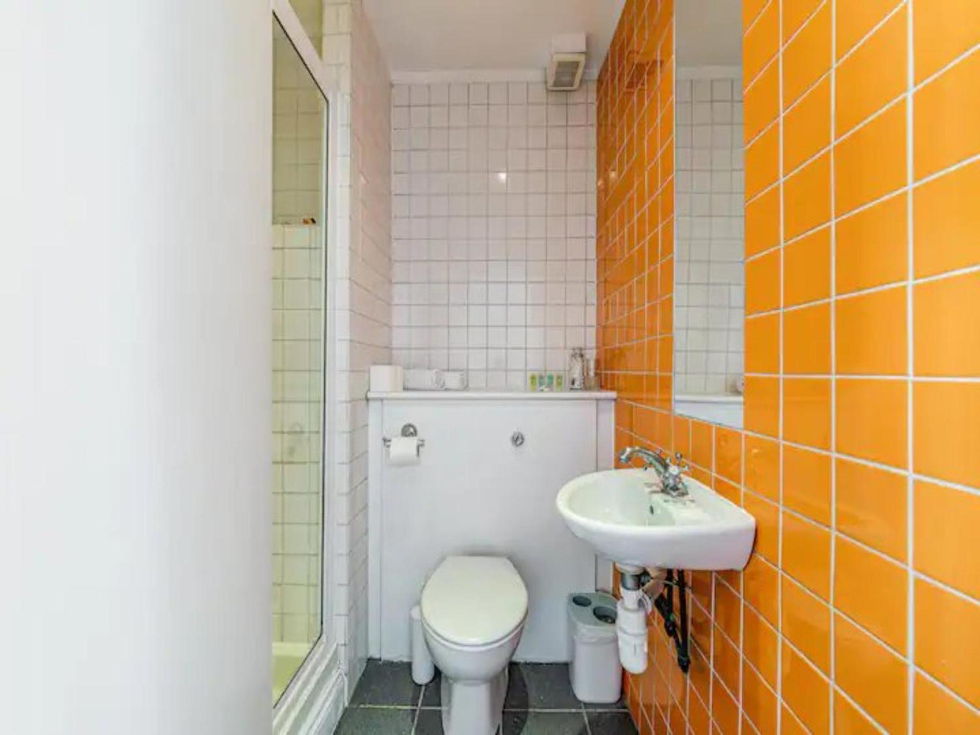 Apartamento Pass The Keys Charming Victorian Gem By Portobello Market Londres