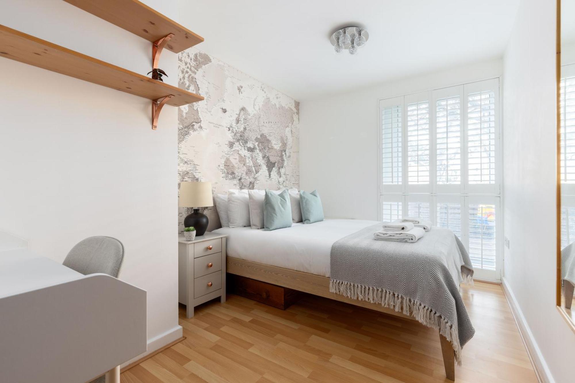 The East Dulwich Collection Londen