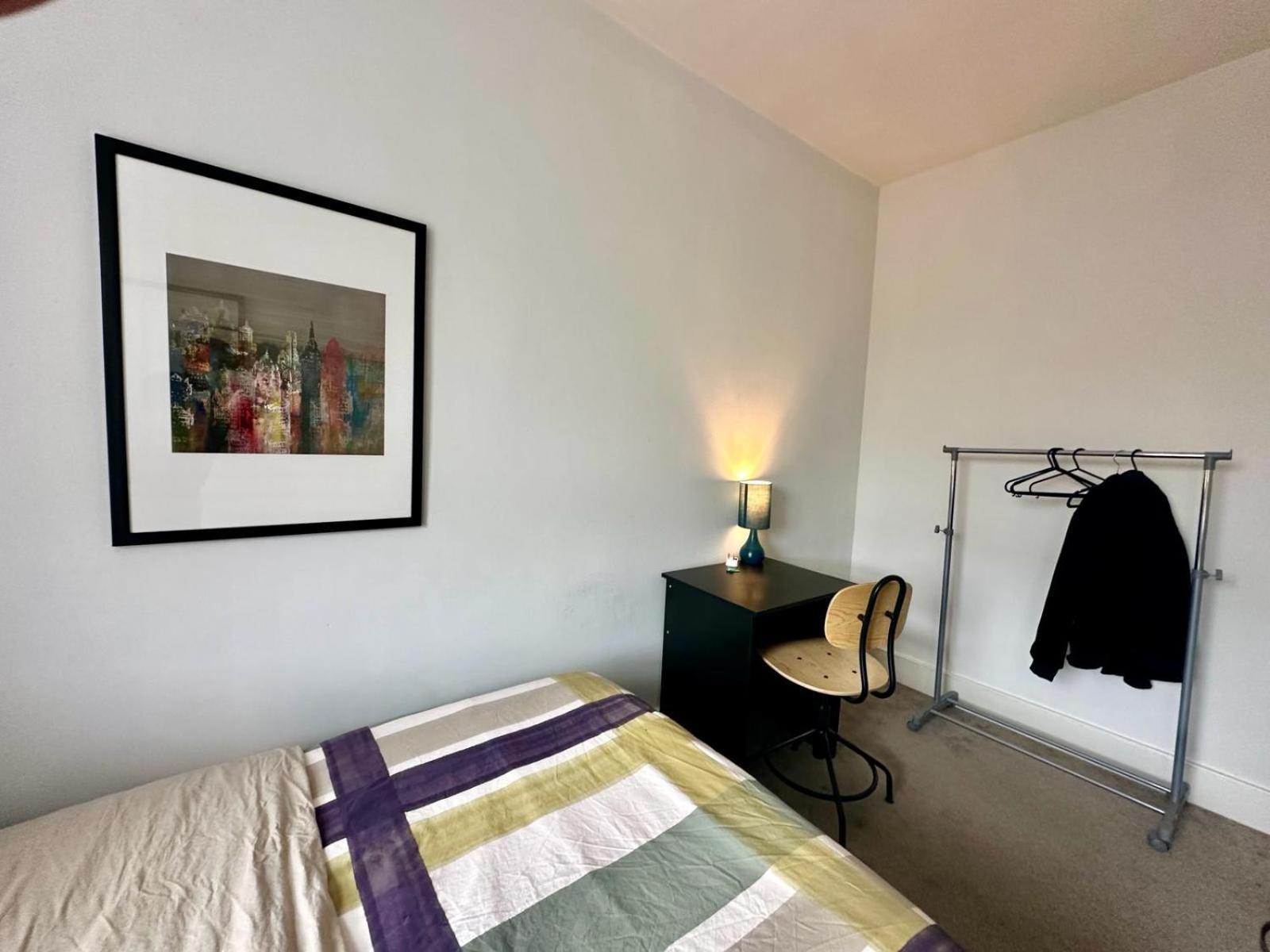 Homestay Whitechapel Station