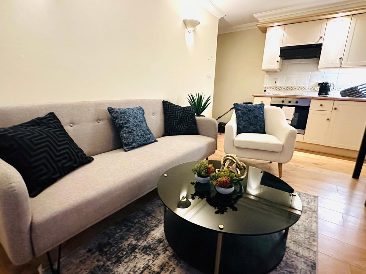 Apartamento Wimbledon Elegance: 2-bedroom Retreat *